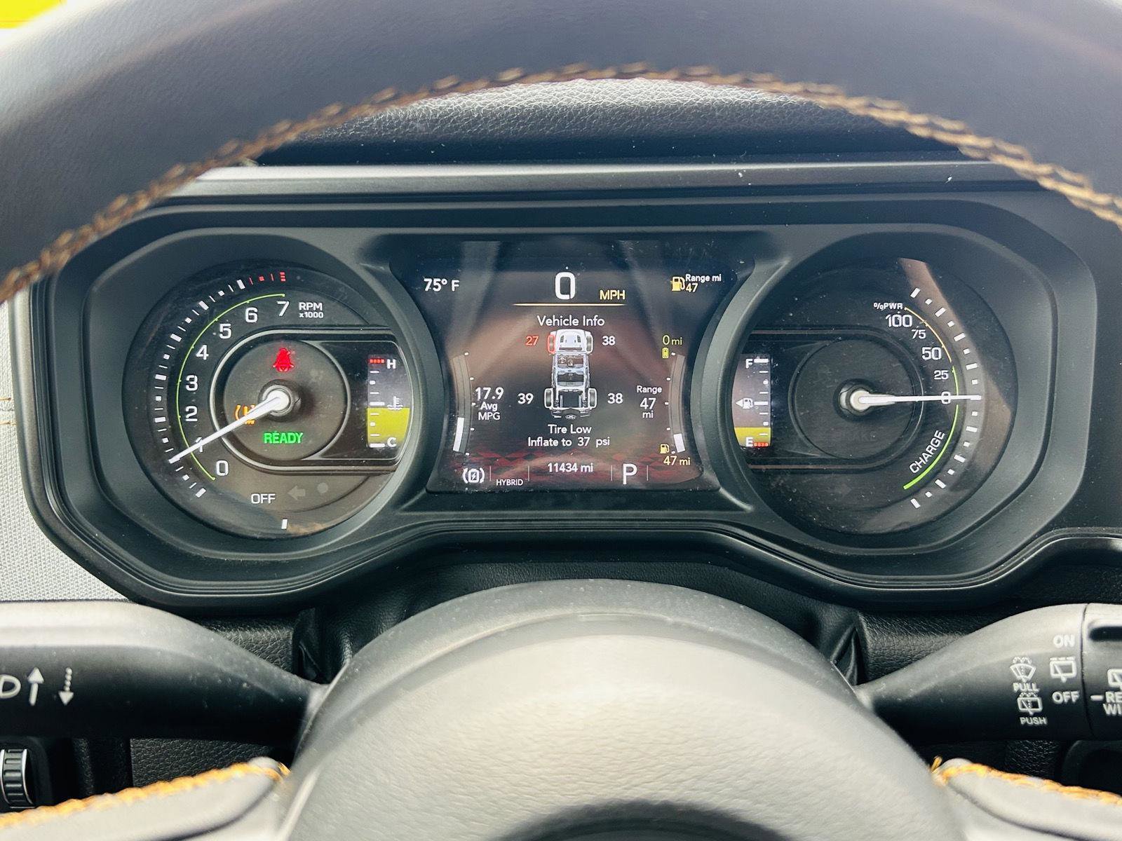 Used 2024 Jeep Wrangler Willys image 15