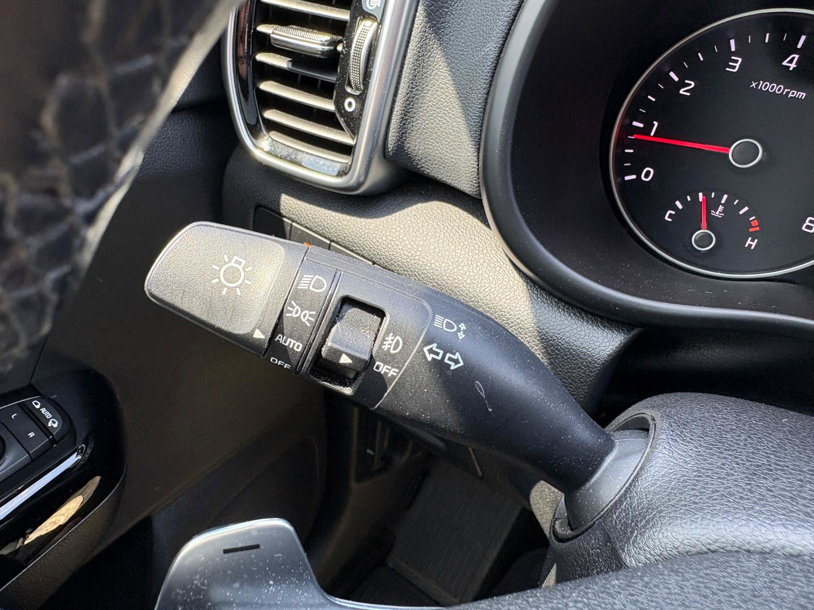 Used 2021 Kia Sportage S w/ S FWD Premium Package image 27