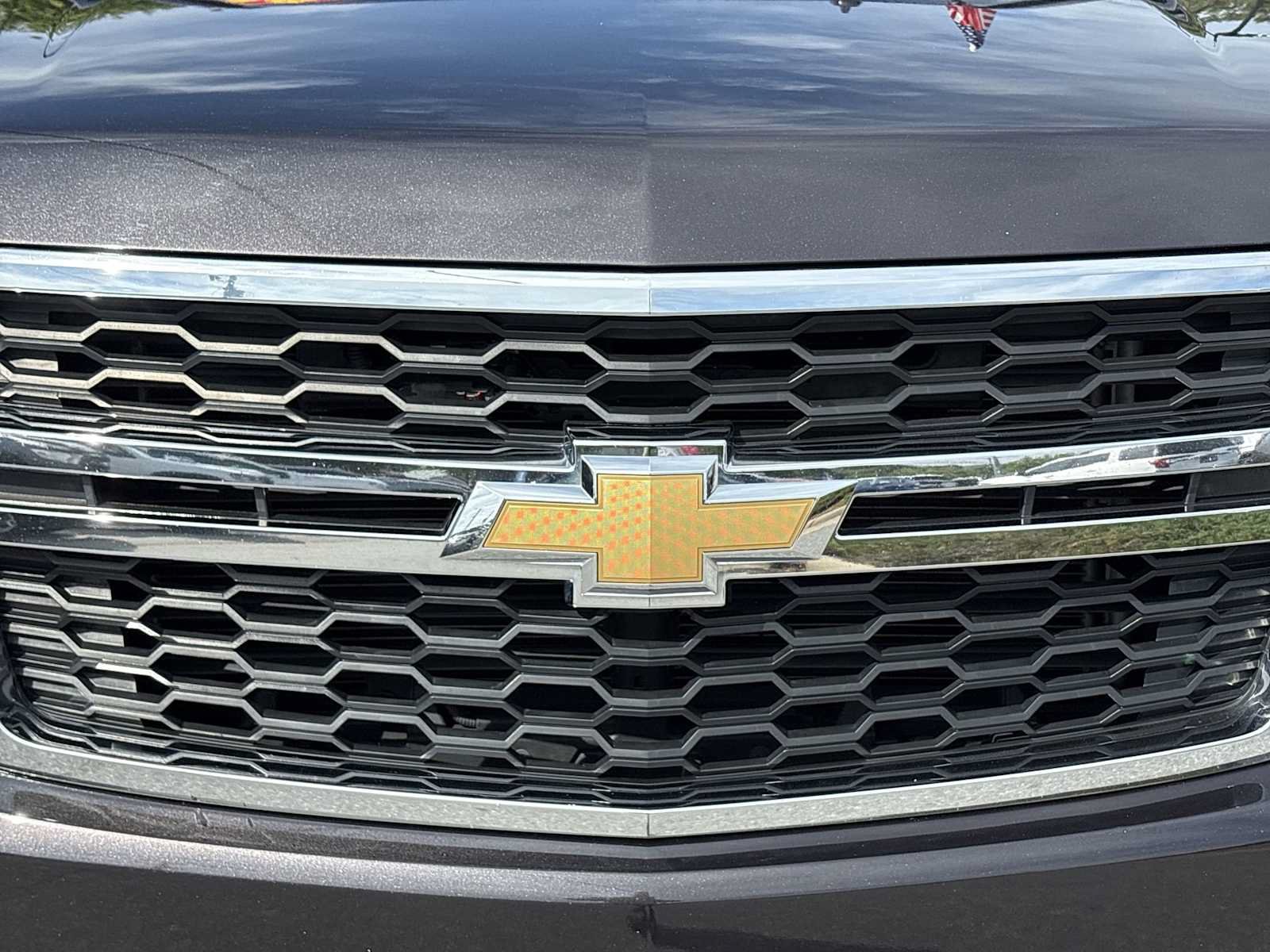 Used 2018 Chevrolet Suburban LS w/ All-Season Package AWD/4WD image 29