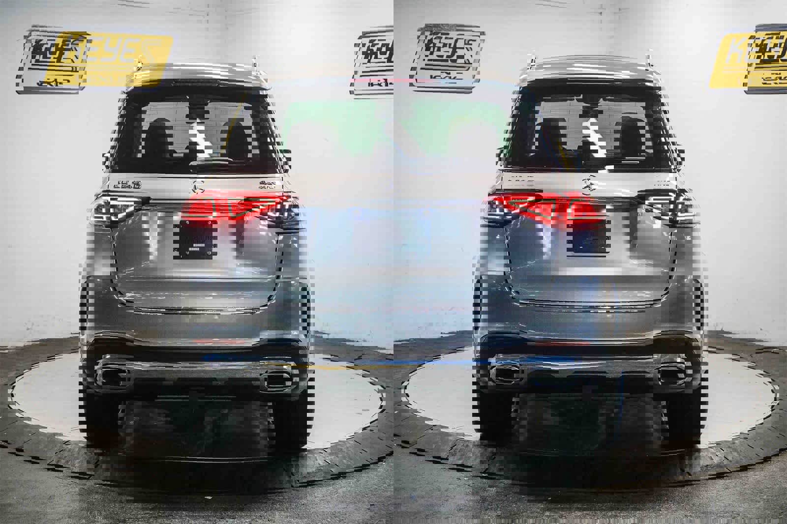 Used 2022 Mercedes-Benz GLE 450 4MATIC image 3