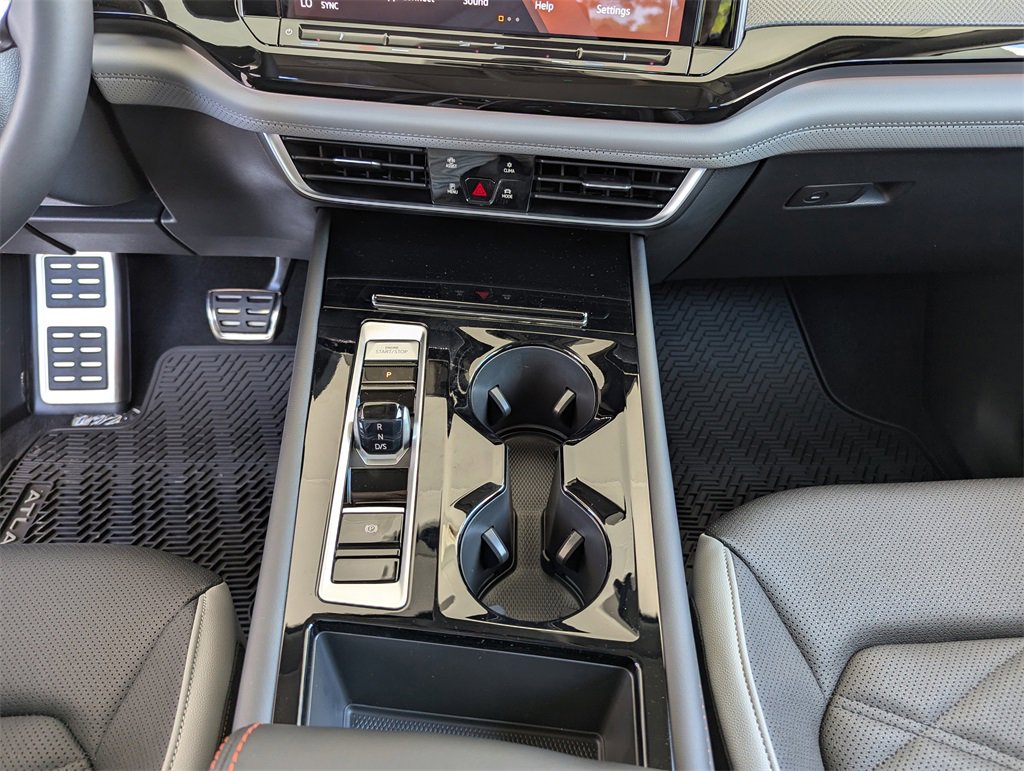 New 2026 Volkswagen Atlas Peak Edition image 27