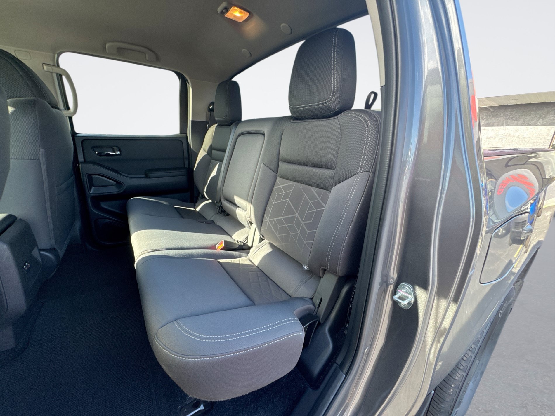 Certified 2025 Nissan Frontier SV RWD image 14
