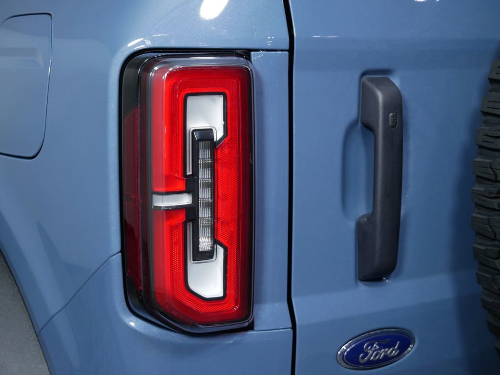 Used 2024 Ford Bronco Big Bend w/ Sasquatch Package AWD/4WD image 12