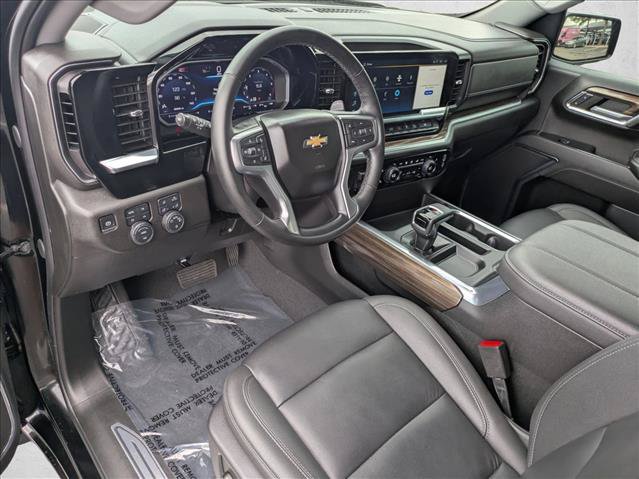 Used 2024 Chevrolet Silverado 1500 LT AWD/4WD image 9