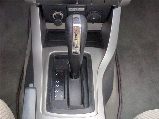 Used 2009 Ford Focus SES image 12