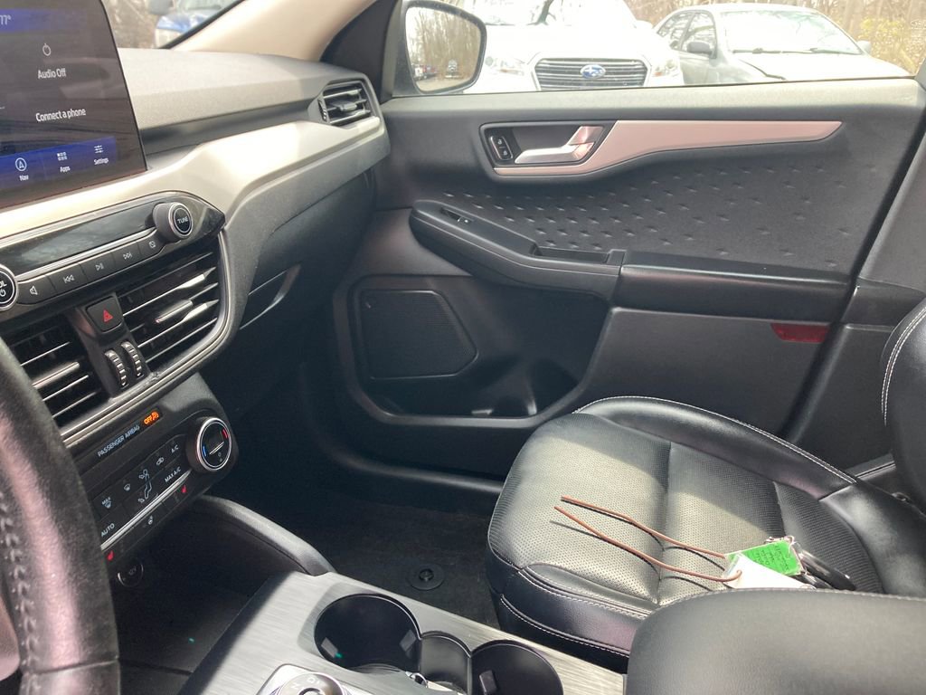 Used 2020 Ford Escape SEL AWD/4WD image 16