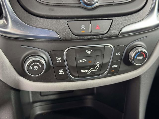 Used 2022 Chevrolet Equinox LS image 29