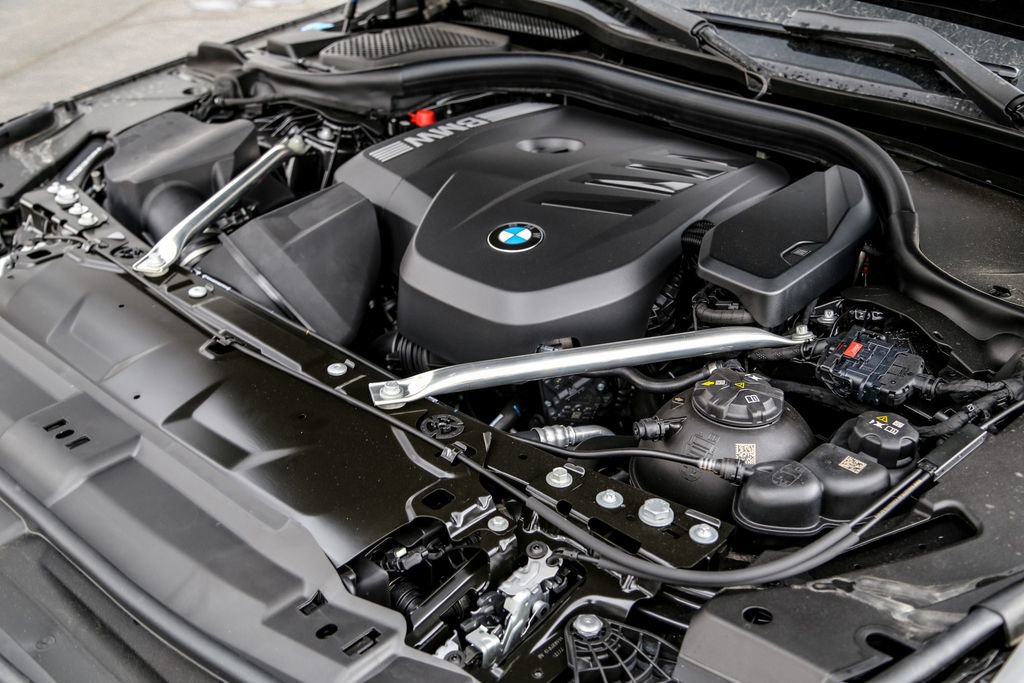 New 2026 BMW 530i xDrive w/ M Sport Package image 27