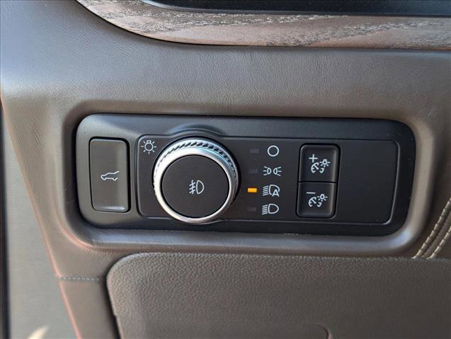 Used 2020 Ford Explorer Platinum w/ Premium Technology Package image 17