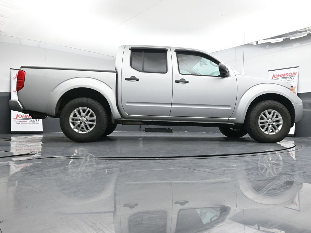 Used 2017 Nissan Frontier SV image 24