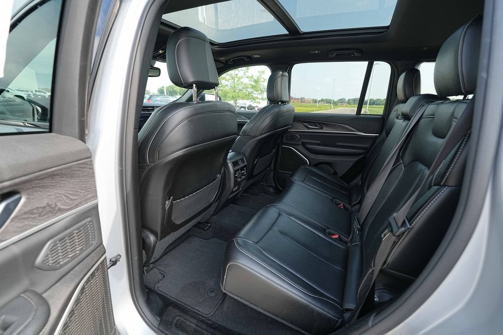 Used 2024 Jeep Grand Cherokee Limited 4xe AWD/4WD image 18