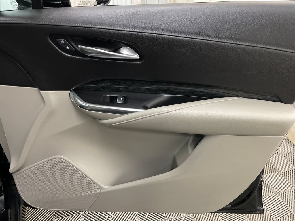 Certified 2020 Cadillac XT4 Premium Luxury w/ Driver Awareness Package AWD/4WD image 43