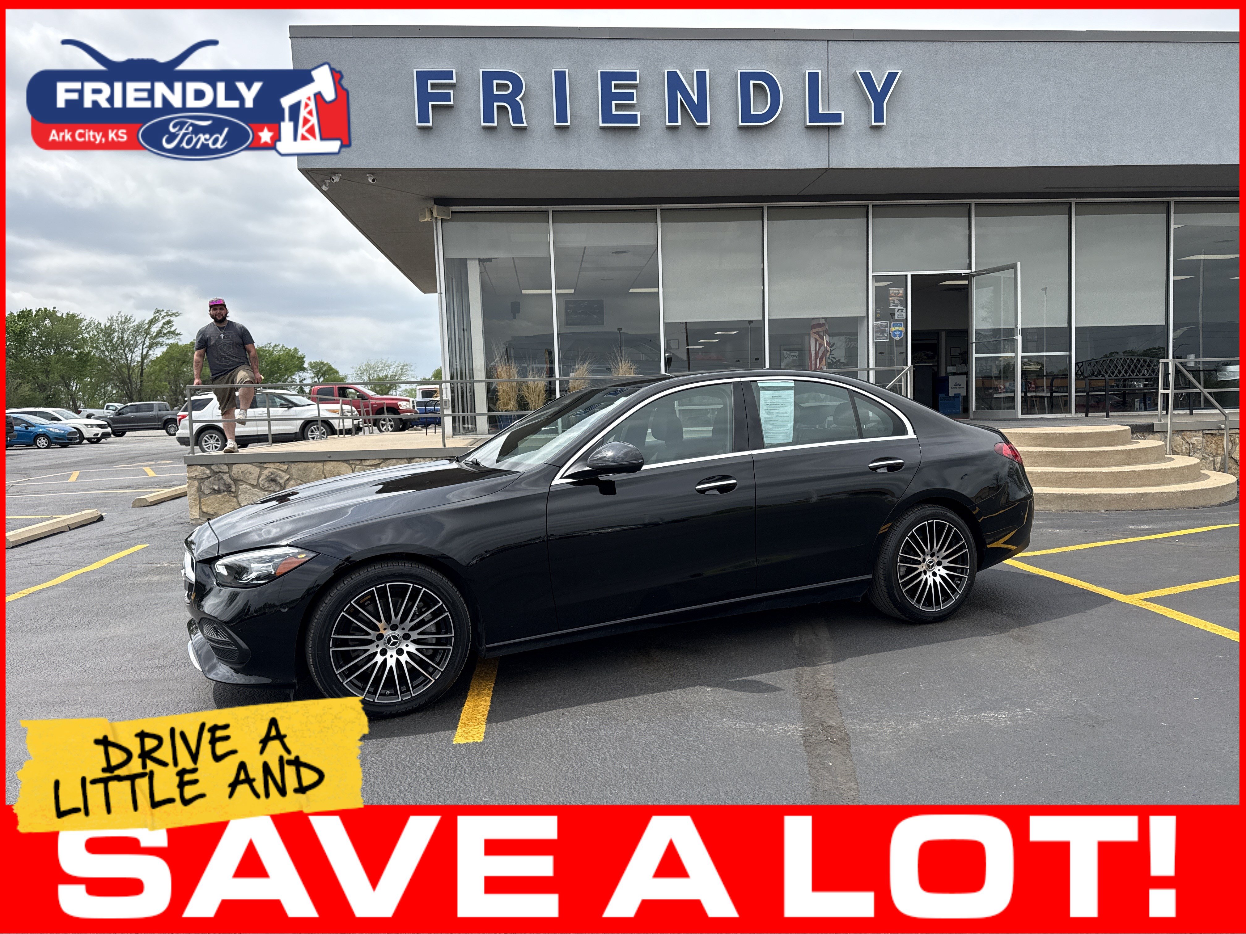 Used 2024 Mercedes-Benz C 300 Sedan image 2