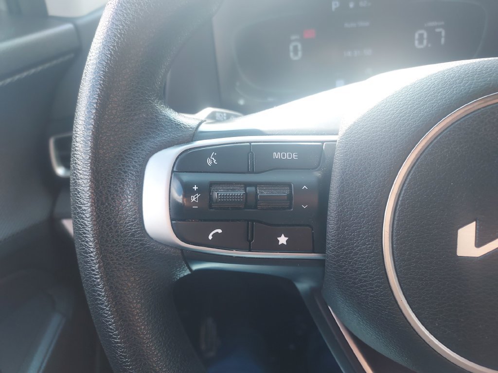 Used 2023 Kia Sportage LX FWD image 23