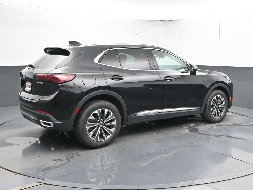 Used 2024 Buick Envision Preferred AWD/4WD image 3