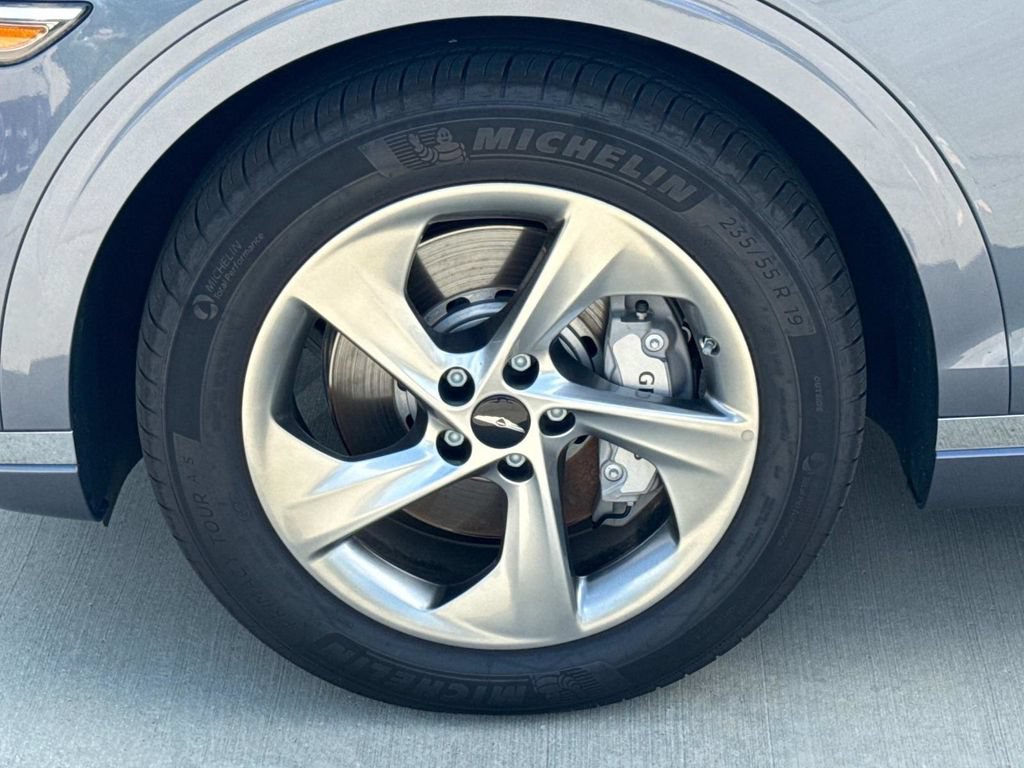 Used 2026 Genesis GV70 2.5T Advanced AWD/4WD image 5