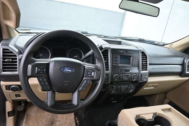Used 2017 Ford F250 XLT w/ XLT Value Package AWD/4WD image 18