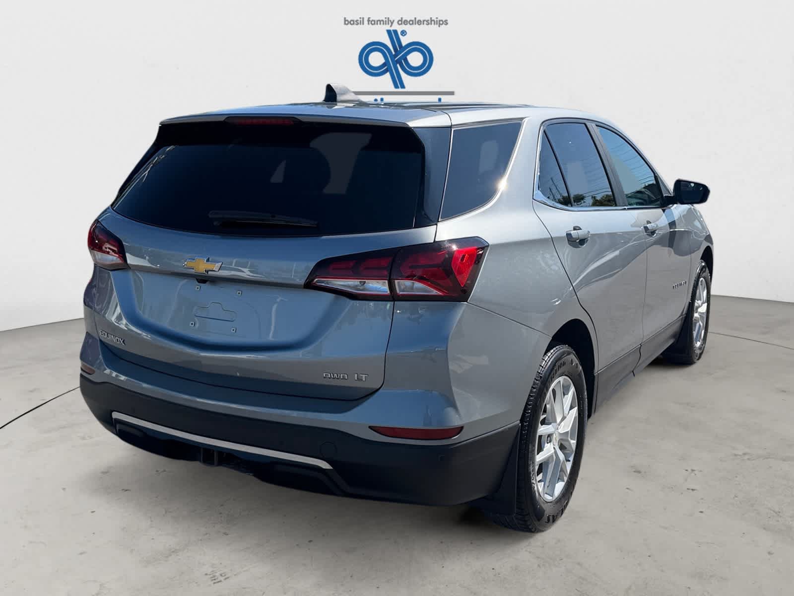 Used 2023 Chevrolet Equinox LT AWD/4WD image 6