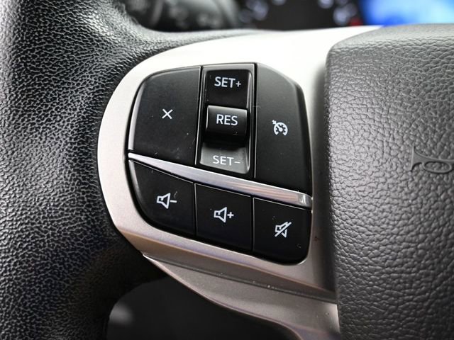 Used 2022 Ford Explorer XLT image 16
