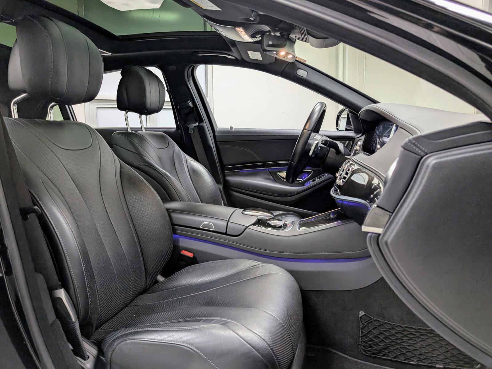 Used 2018 Mercedes-Benz S 450 Sedan image 29