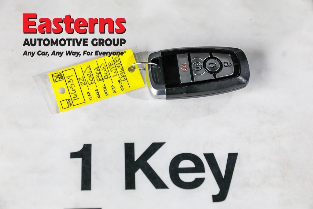 Used 2022 Ford Escape SE w/ Cold Weather Package image 24