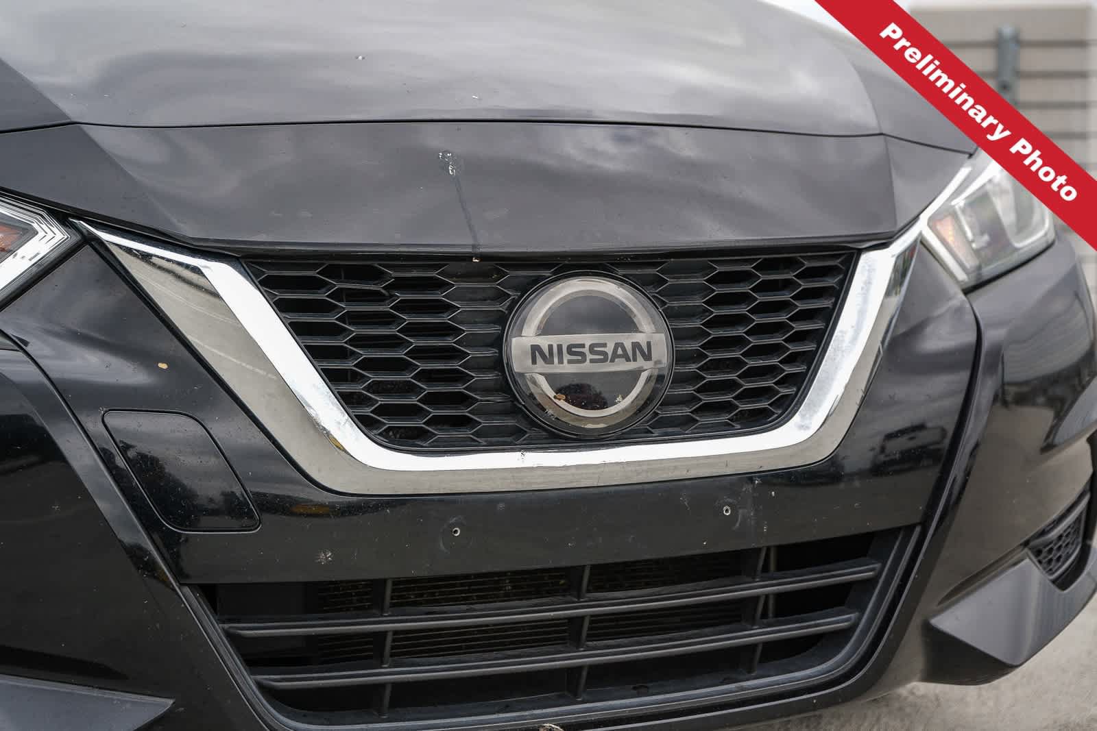 Used 2021 Nissan Versa SV FWD image 5