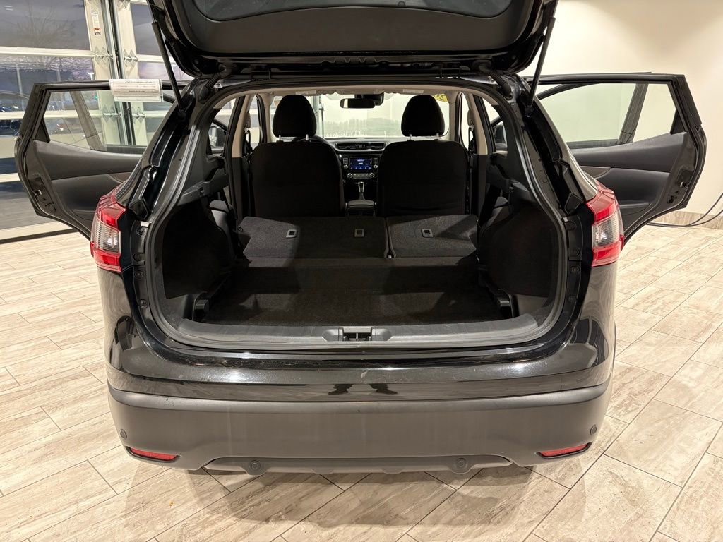 Used 2022 Nissan Rogue Sport S image 20