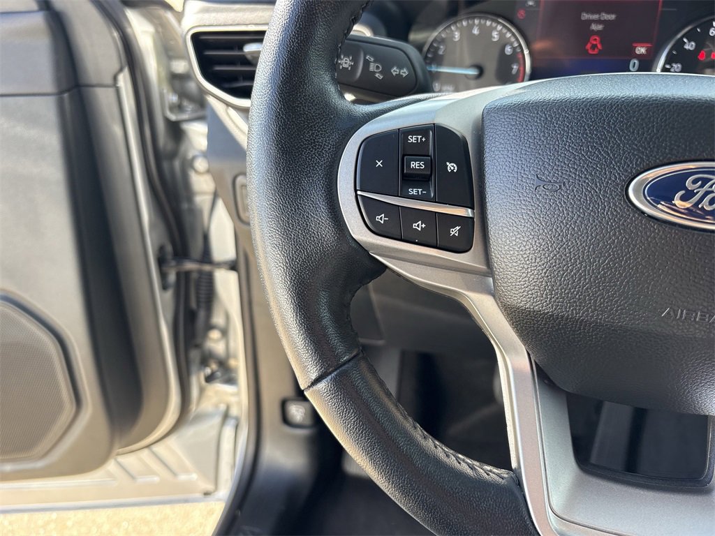 Used 2023 Ford Explorer XLT w/ Equipment Group 202A image 16