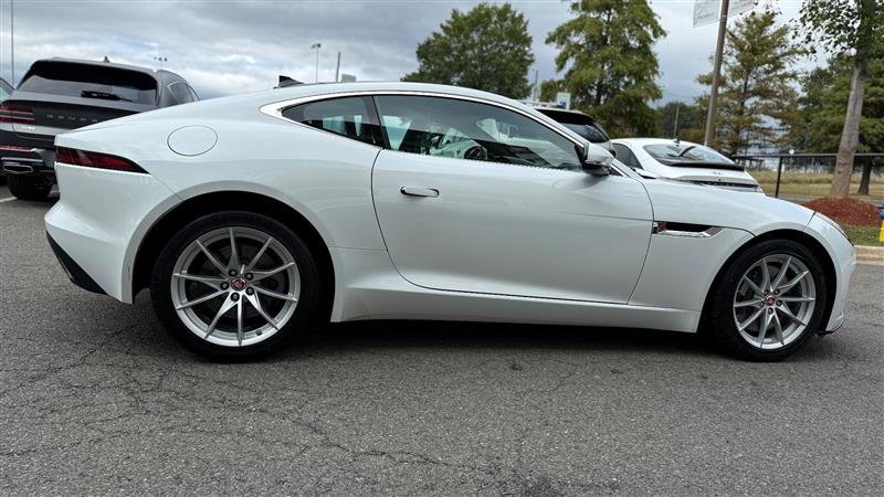 Used 2018 Jaguar F-TYPE Coupe image 9