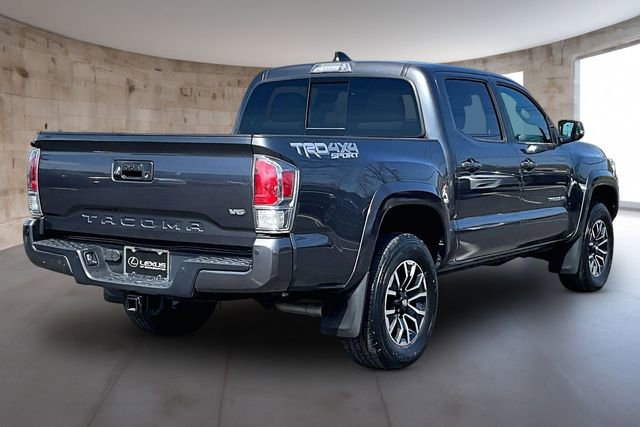 Used 2022 Toyota Tacoma TRD Sport w/ Technology Package image 5