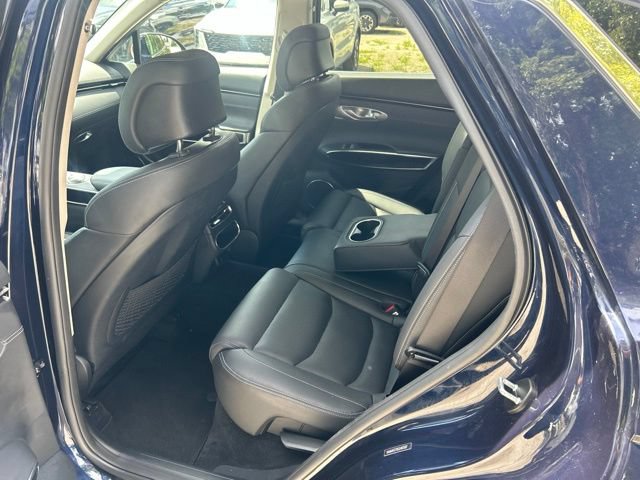 Used 2025 Genesis GV70 2.5T AWD/4WD image 6
