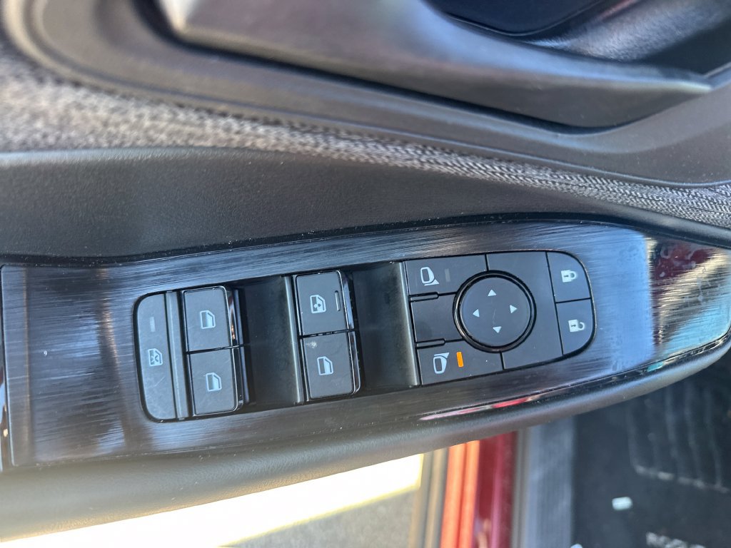 Certified 2023 Nissan Rogue S FWD image 37