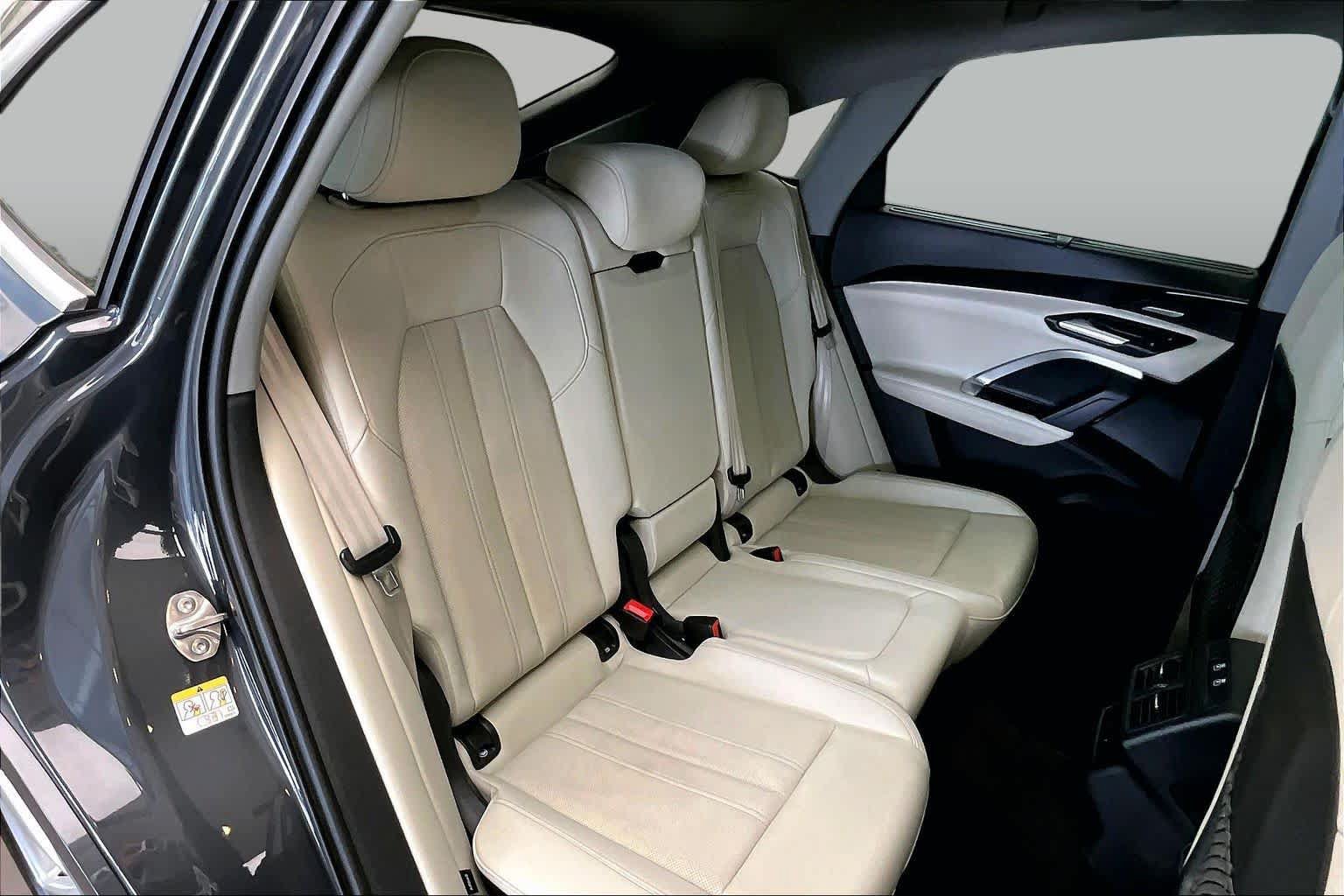 Used 2025 Audi Q5 Premium Plus w/ Premium Plus AWD/4WD image 22