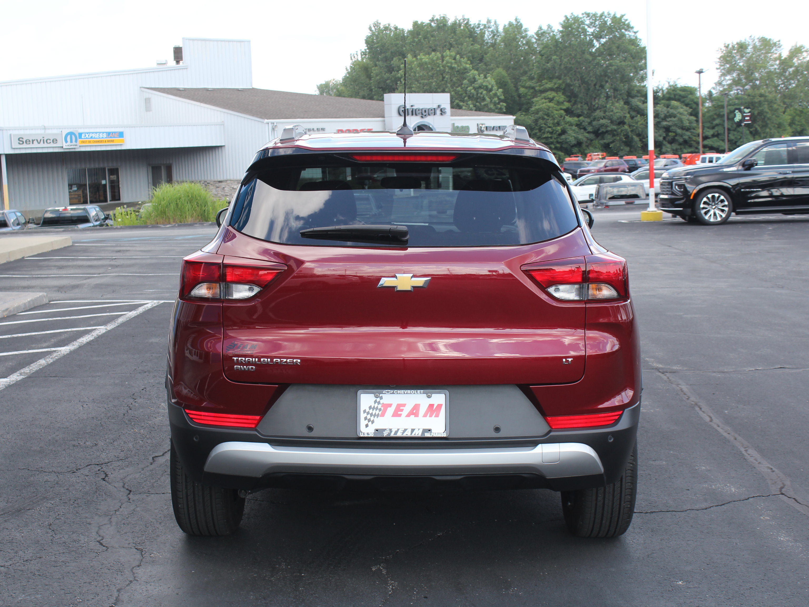 Used 2025 Chevrolet TrailBlazer LT w/ LT Cold Weather Package AWD/4WD image 5
