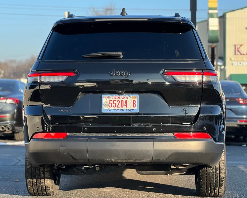 Used 2023 Jeep Grand Cherokee L Laredo image 6