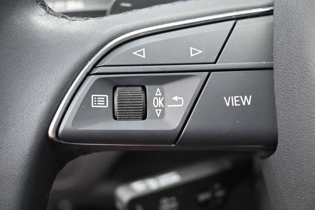 Used 2023 Audi Q5 2.0T Premium Plus w/ Premium Plus Package AWD/4WD image 17