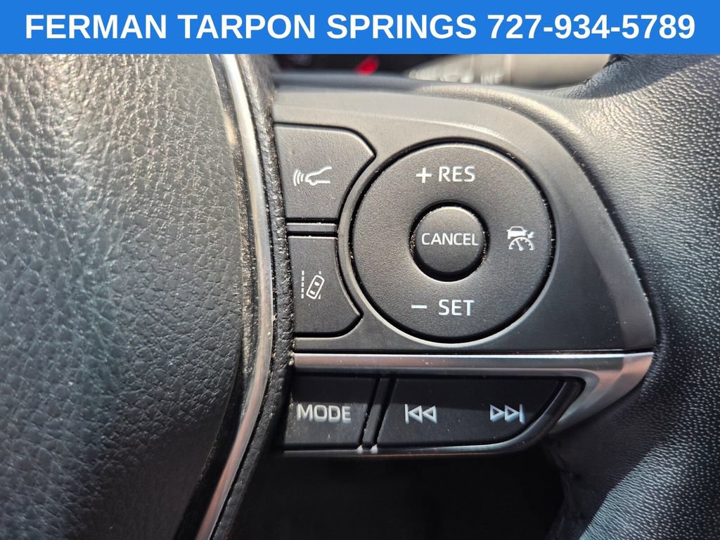 Used 2020 Toyota Camry XSE FWD image 31
