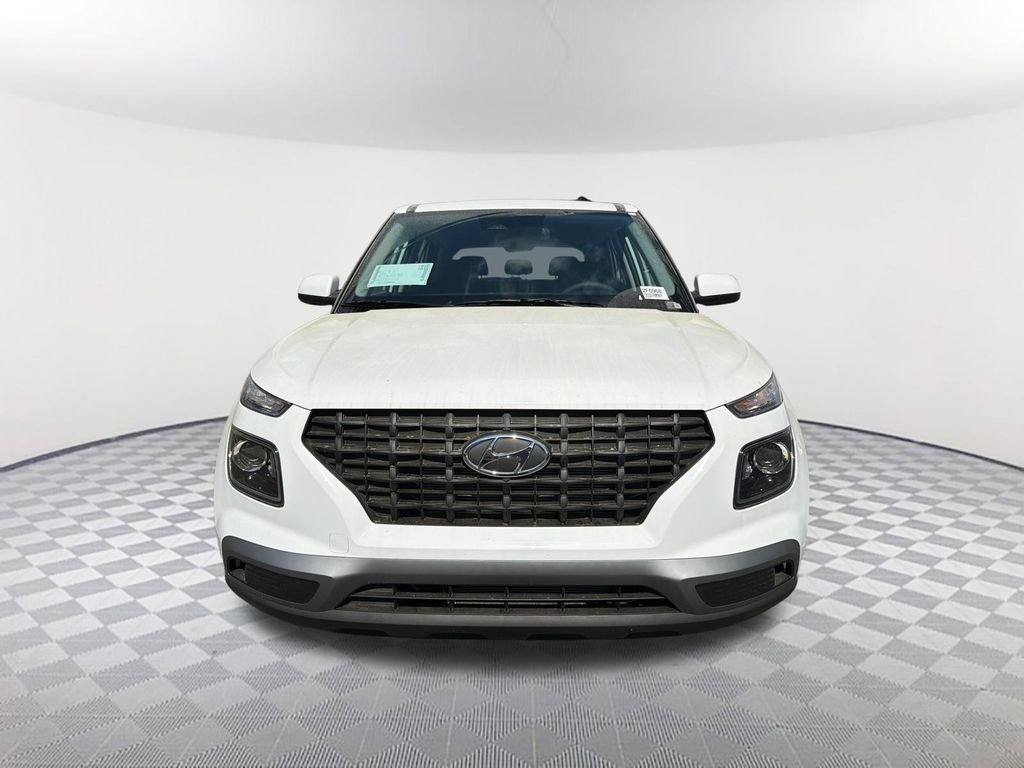 New 2026 Hyundai Venue SE image 2