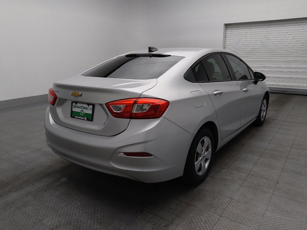 Used 2017 Chevrolet Cruze LS FWD image 9