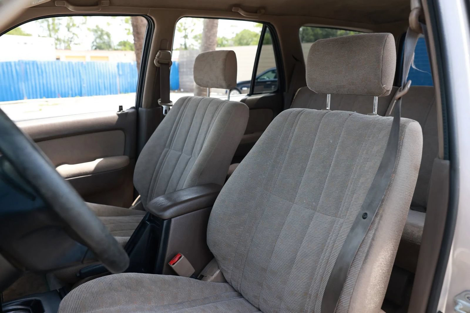 Used 2000 Toyota 4Runner 2WD w/ Upgrade Value Pkg 1 image 19