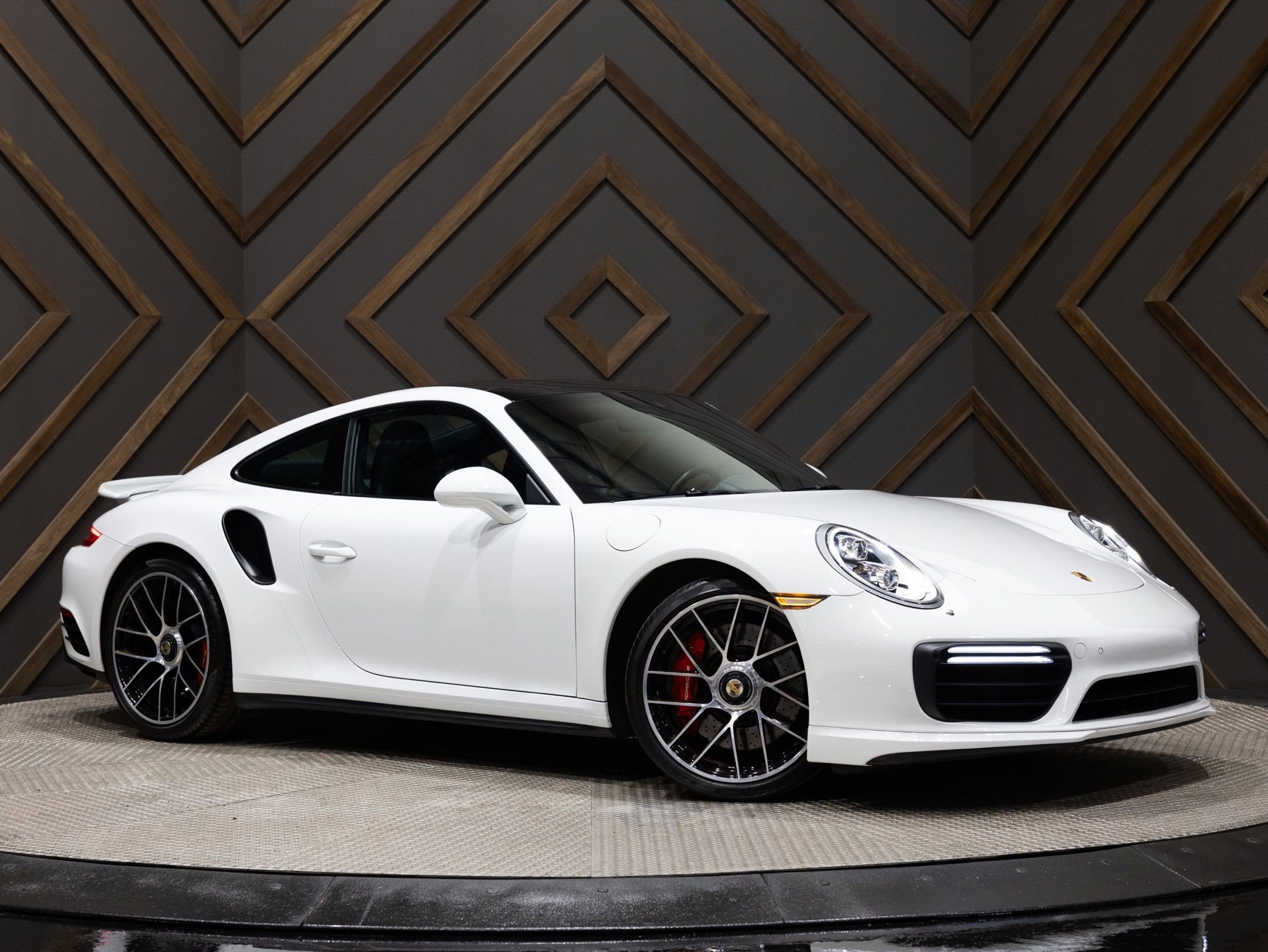 Used 2018 Porsche 911 Turbo