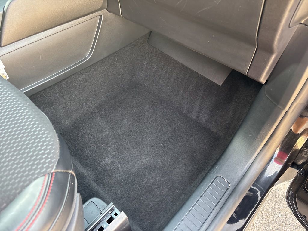 Used 2025 Ford Escape ST-Line Select AWD/4WD image 28