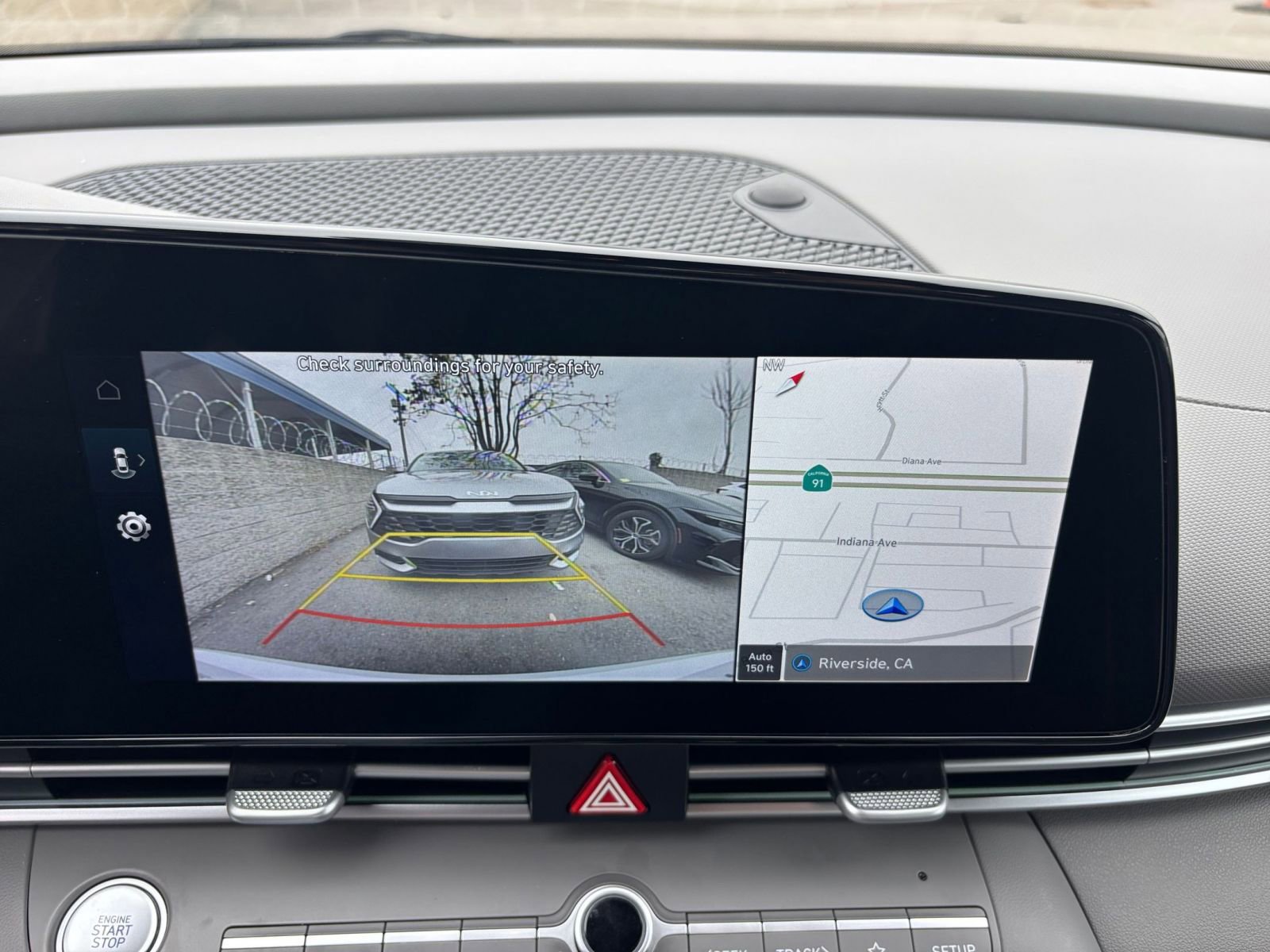 Used 2025 Hyundai Elantra SEL image 25