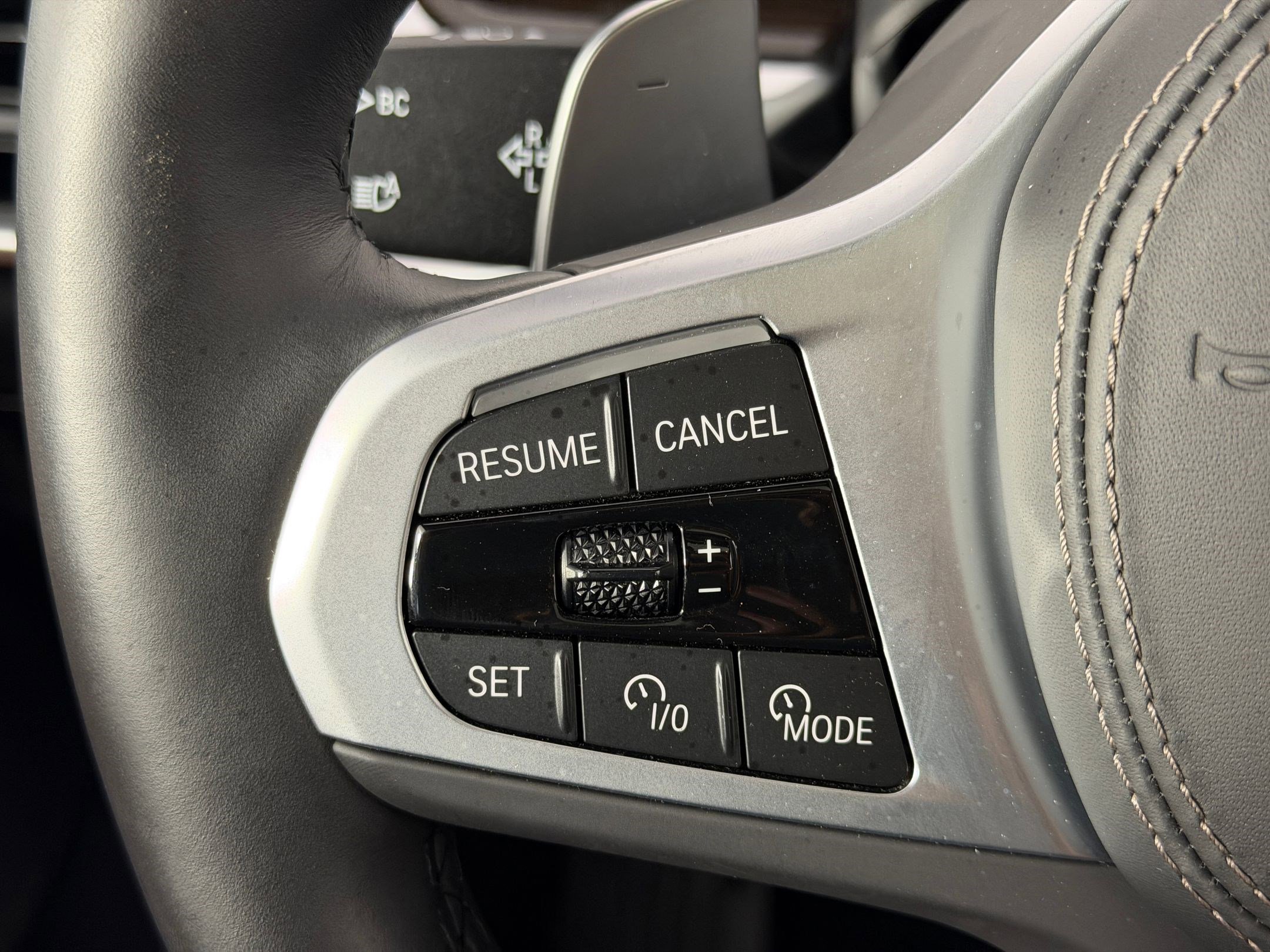 Used 2026 BMW X7 xDrive40i image 16