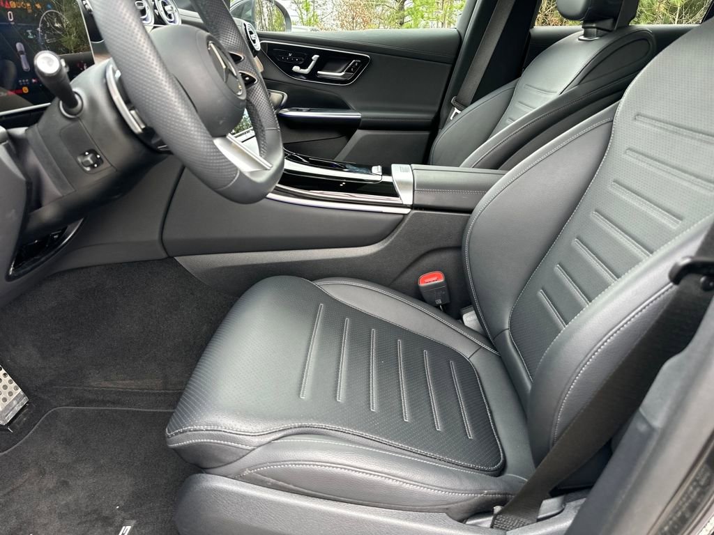 Certified 2025 Mercedes-Benz GLC 300 4MATIC image 19