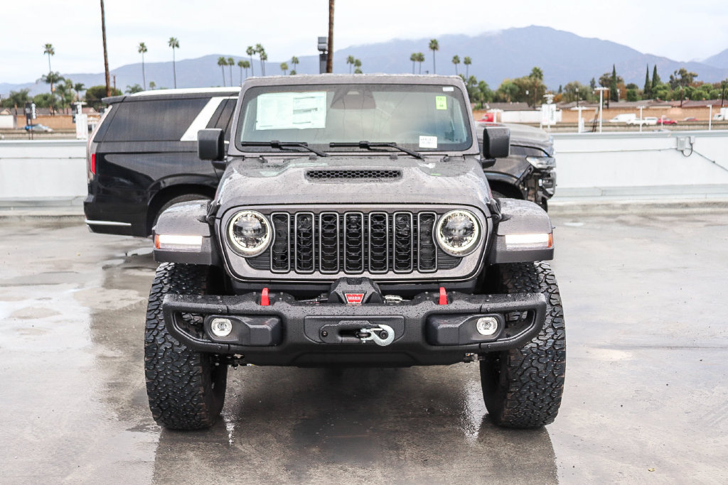 New 2026 Jeep Wrangler Unlimited Rubicon AWD/4WD image 2