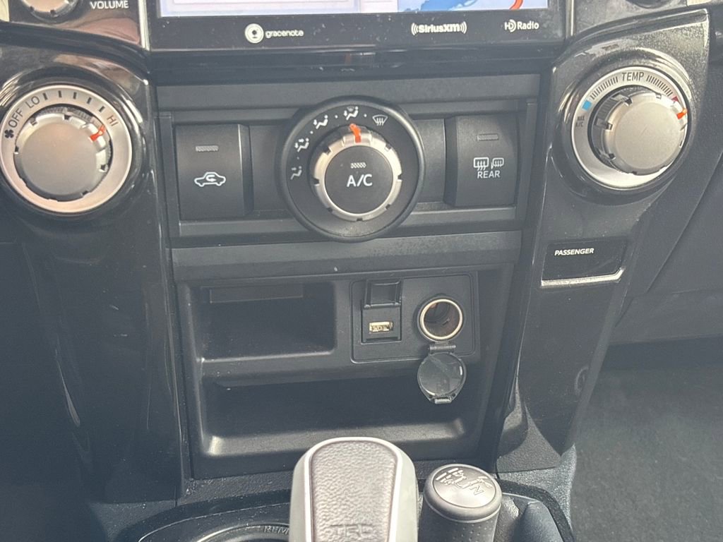 Used 2024 Toyota 4Runner TRD Off-Road Premium image 13