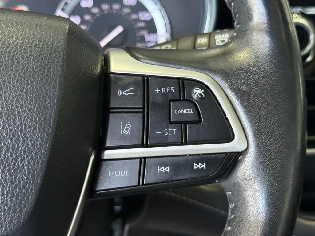 Used 2022 Toyota Highlander Platinum image 27