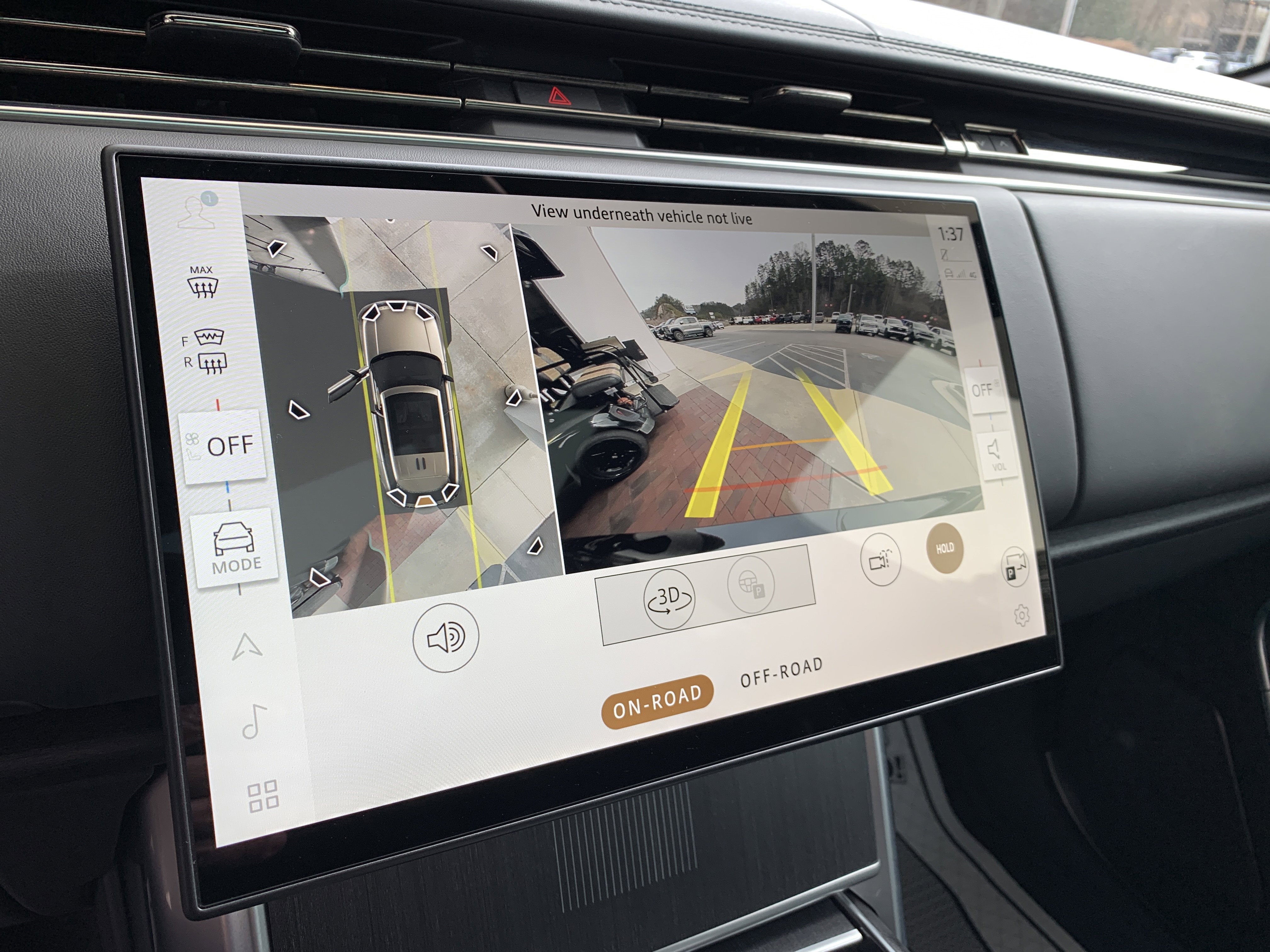 Used 2025 Land Rover Range Rover Autobiography image 22