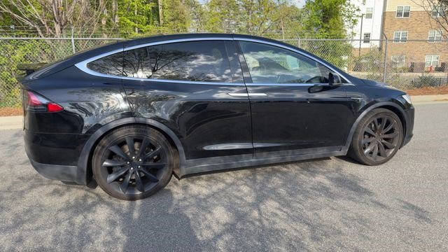 Used 2020 Tesla Model X Long Range image 8